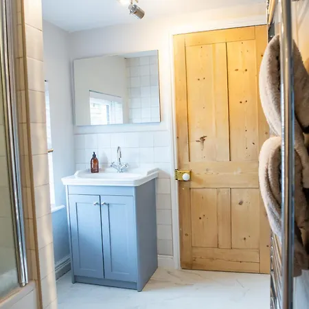 The Mount Street Townhouse *